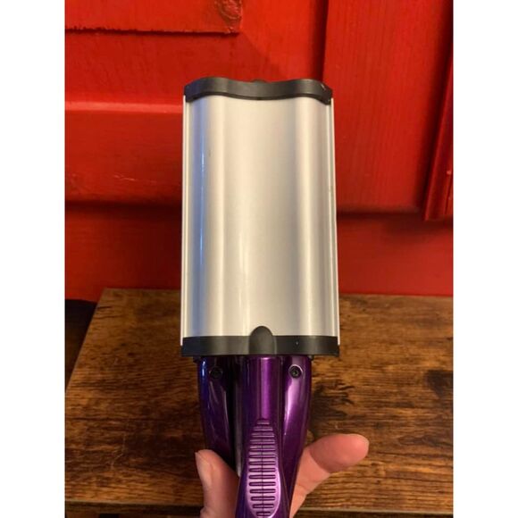 Bed Head Ceramic Waver for Beachy Waves Gen. 2 Purple Used One TIme EUC - Picture 2 of 5